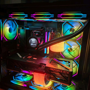 9800X3D RTX5080 불칸본체 팝니다