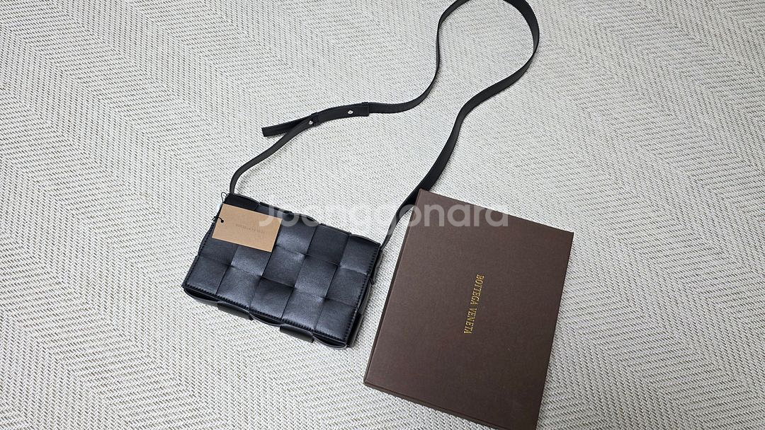 보테가베네타 숄더백--0