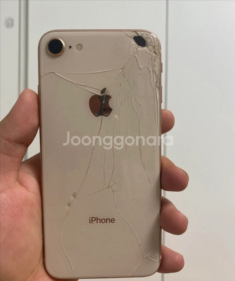 아이폰8 64gb--1