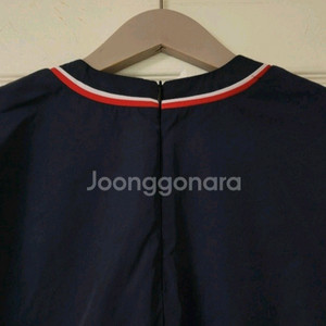 F 프라다 티블라우스