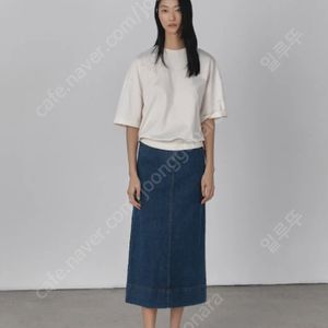 르베이지 LEBEIGE 백밴딩 데님 스커트 77 사이즈