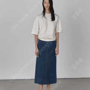 르베이지 LEBEIGE 백밴딩 데님 스커트 77 사이즈