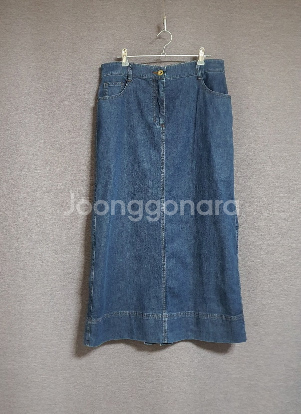 르베이지 LEBEIGE 백밴딩 데님 스커트 77 사이즈--3