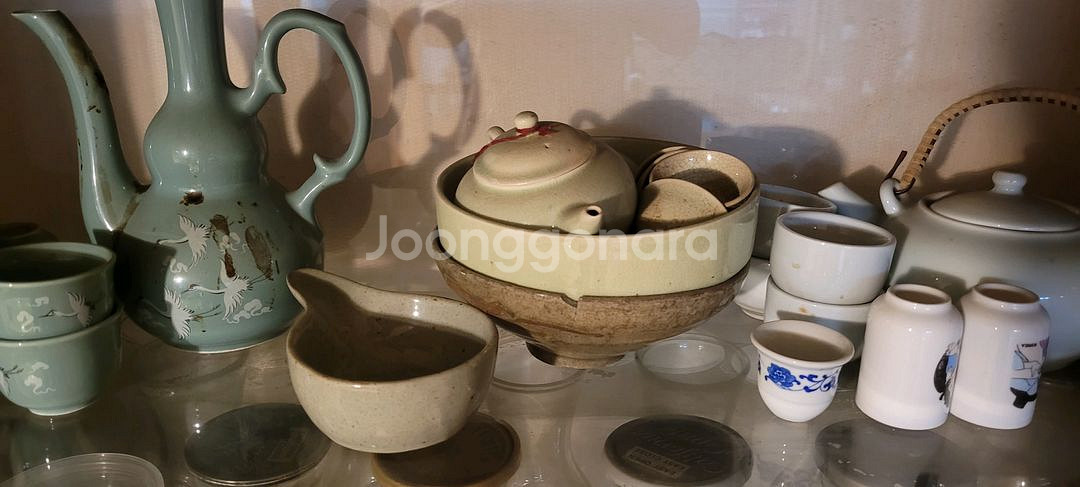 골동품 다양한 도자기 찻잔과 주전자 세트--1
