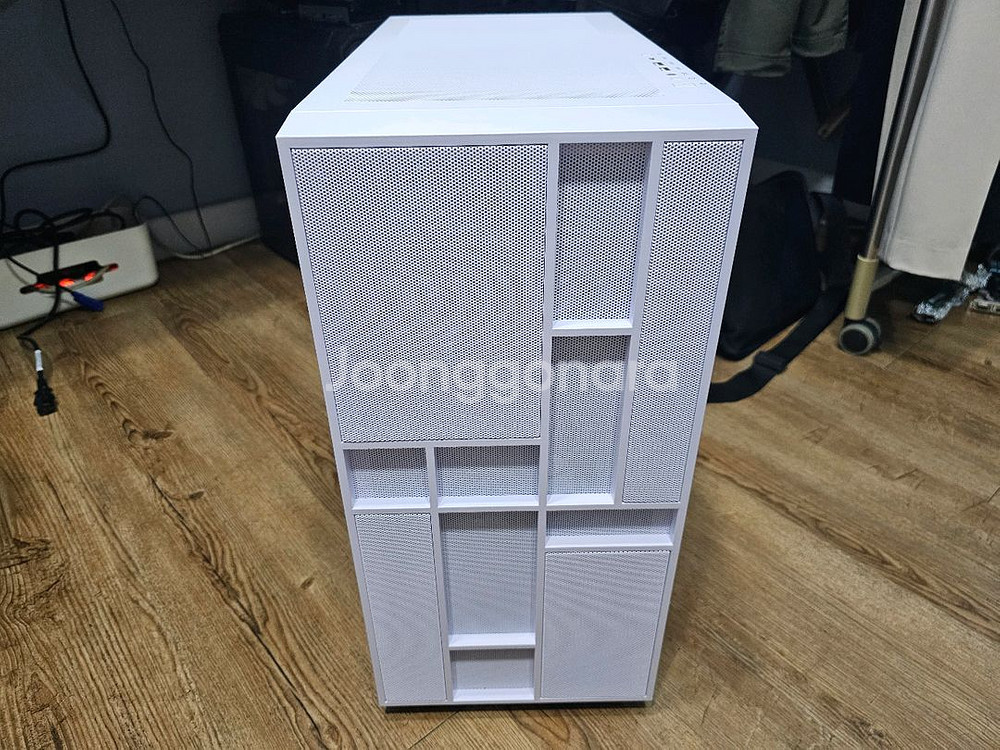 라이젠9600X 컴퓨터 본체 판매합니다--1