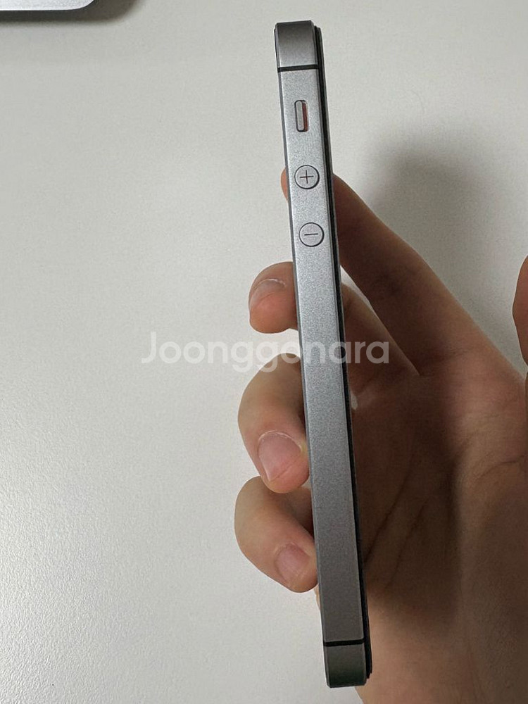 아이폰 SE1 스페이스그레이 64GB 박스 O--2