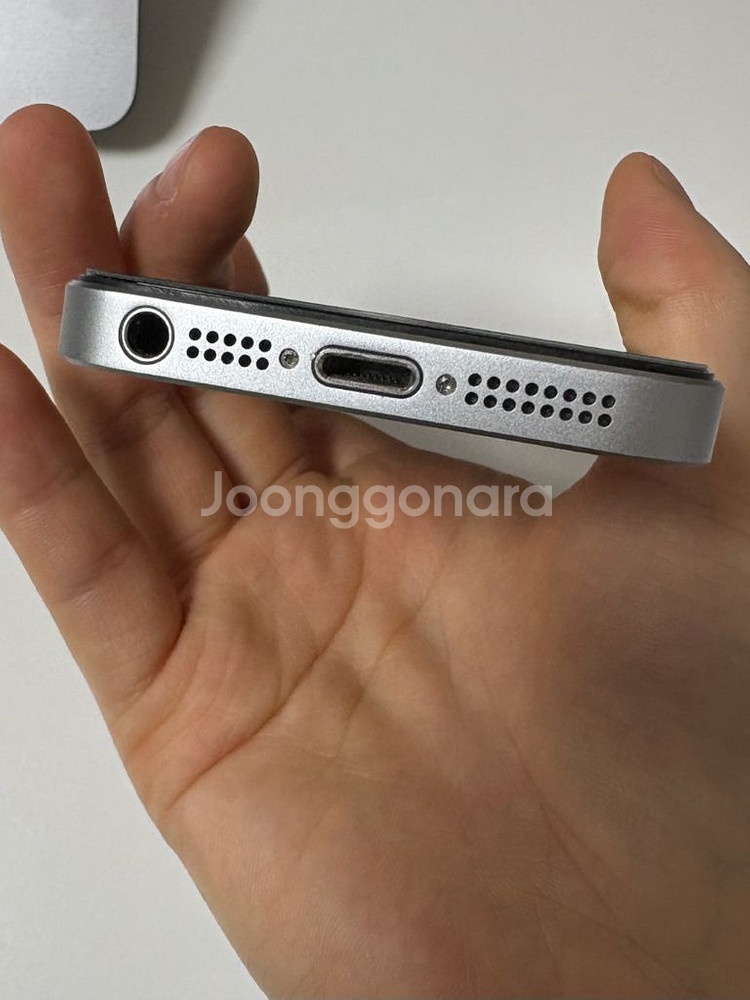 아이폰 SE1 스페이스그레이 64GB 박스 O--4