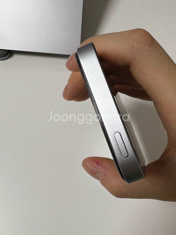 아이폰 SE1 스페이스그레이 64GB 박스 O--5
