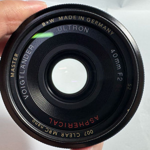 보이그랜더 40mm f2 팬케익 렌즈