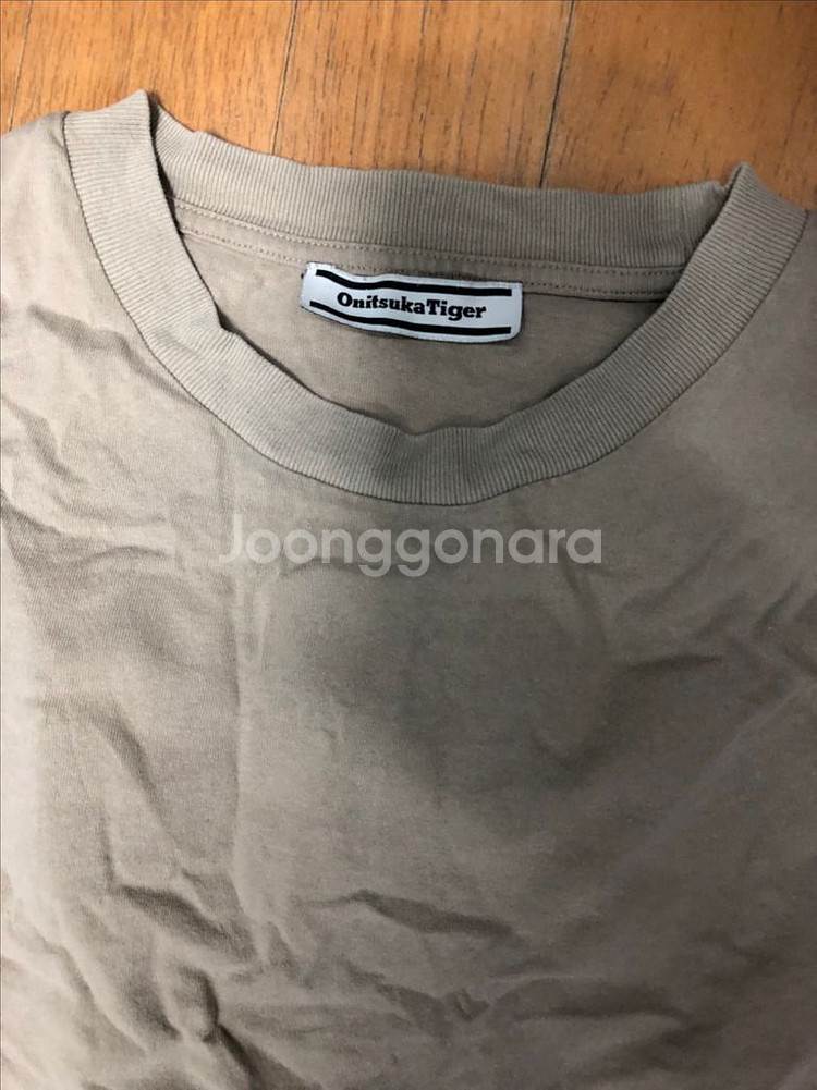 오니츠카타이거 자수 로고 패치 반팔티셔츠 M--2