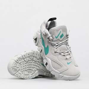 나이키 에어 버라지 로우 쿨그레이 그린 팝니다.