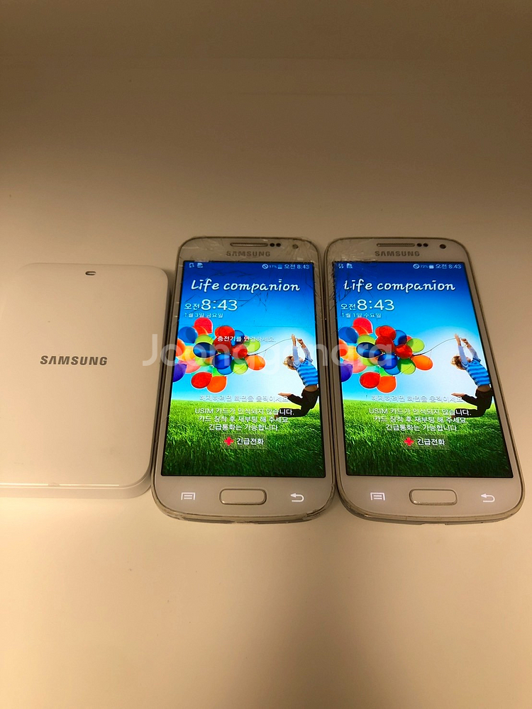 갤럭시 S4미니 화이트 2대 일괄로 판매(88943)--0