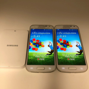 갤럭시 S4미니 화이트 2대 일괄로 판매(88943)