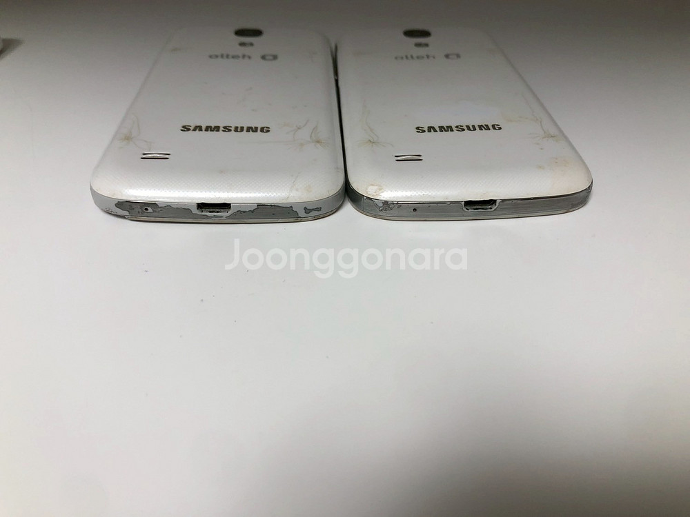 갤럭시 S4미니 화이트 2대 일괄로 판매(88943)--2