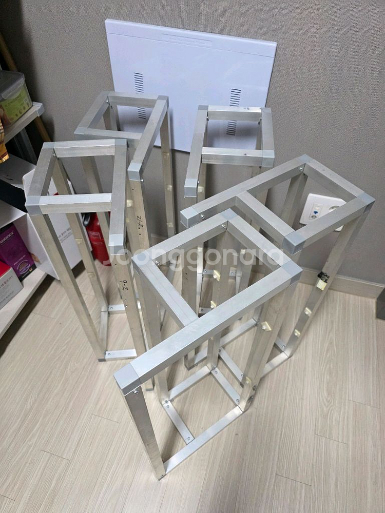 컴퓨터 본체 선반(다이)/케이스--3