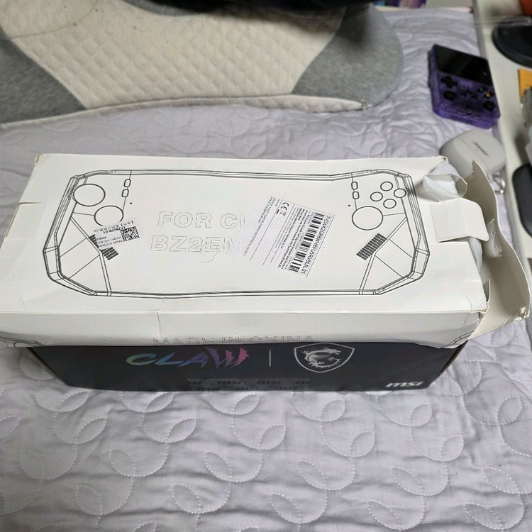 MSI Claw A8 1테라--9