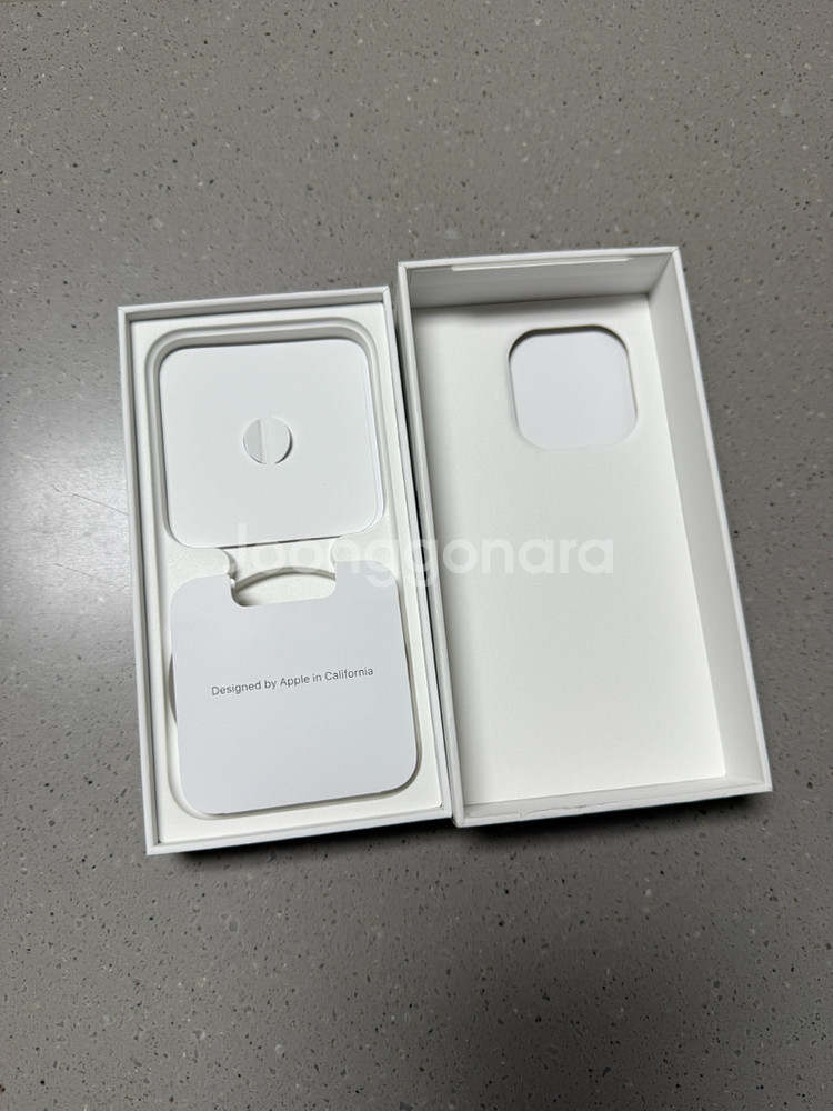 아이폰 15프로 블랙티타늄 128GB A급 케이스포함--7
