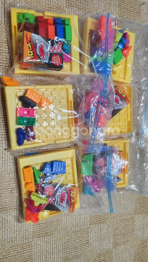 자동차 탈출. 6개 일괄판매합니다.--1