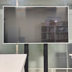 75인치 TV (필립스 UHD 4K)