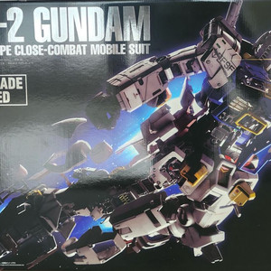 PG 언리쉬드 퍼스트건담 rx-78-2(미개봉) 팝니다
