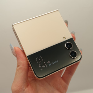 갤럭시 Z플립4 5G 512기가 핑크골드 외관S급 판매