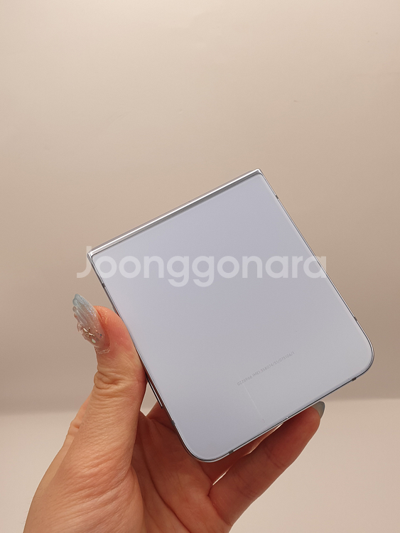 갤럭시 Z플립4 5G 블루 256기가 판매합니다--6
