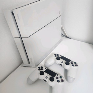 ps4 화이트 (컨트롤러 2개)