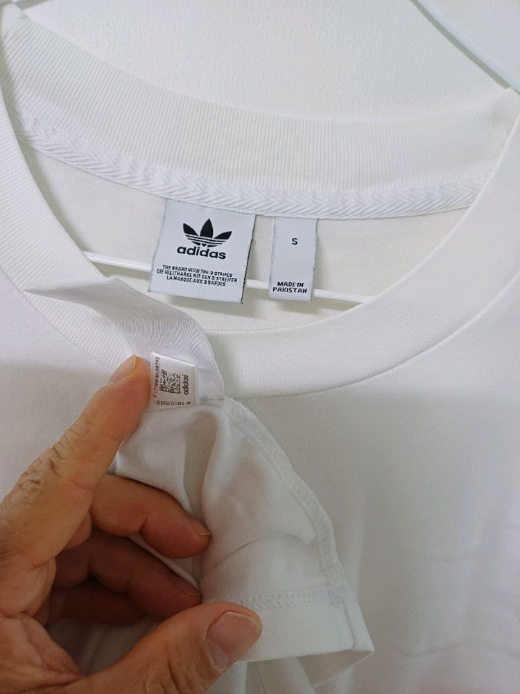 여성 아디다스 대왕불꽃 반팔티셔츠 (오버핏100) 이미지