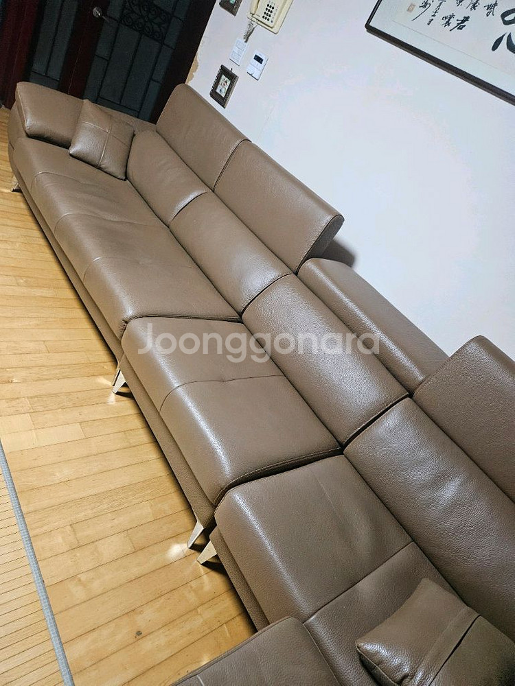 보루네어 소파팝니다~--3