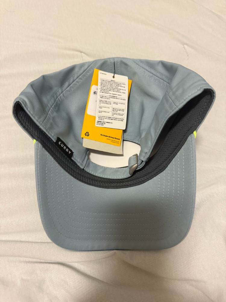 언더아머 커리콜렉션 골프모자 이미지