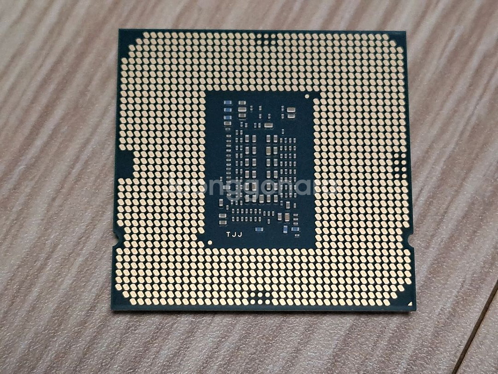 인텔 10세대 i3-10100 CPU 7.9만 급처--3