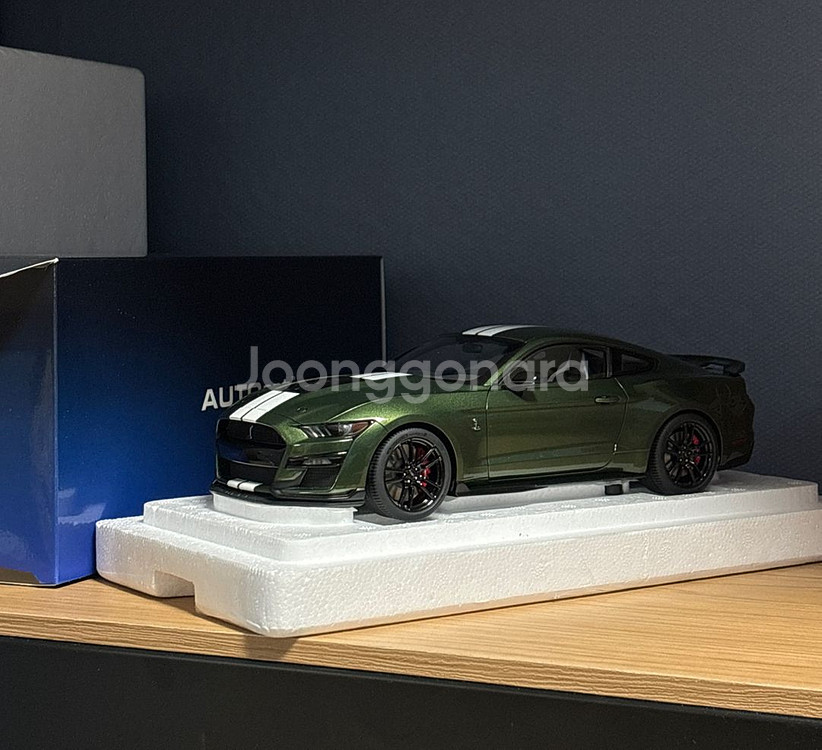 1:18 다이캐스트 (컴포짓) 오토아트 머스탱쉘비--0