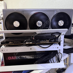 Sapphire Radeon 9070 xt 그래픽 카드