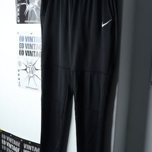 (XL) 나이키 트레이닝복 바지 스우시 블랙 밴딩