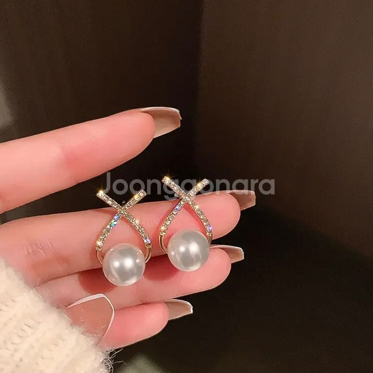 (새상품)큐빅 진주볼 귀걸이--0
