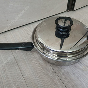 암웨이 퀸 미국산 중형 후라이팬 중형팬 냄비