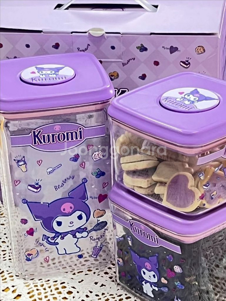 산리오 쿠로미 내열 진공 밀폐 시리얼 분유보관함 세트--0