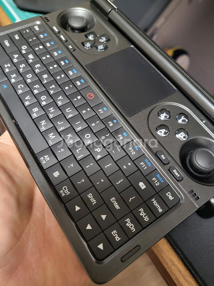 gpd win mini 2024/8840u/32g/1t--1