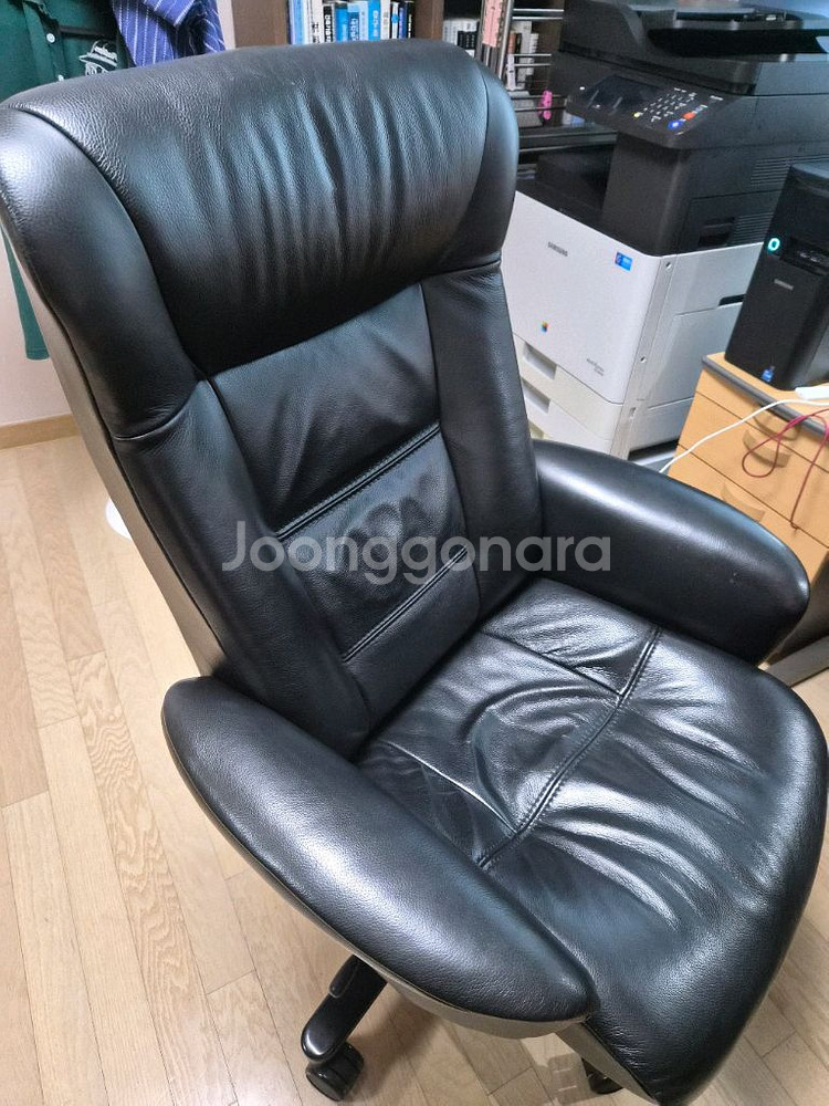 노르웨지아 천연가죽 사무용 리클라이너 의자 팝니다--0