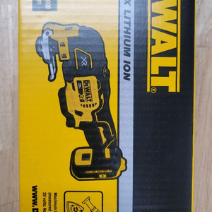 디월트 멀티커터 dcs356n