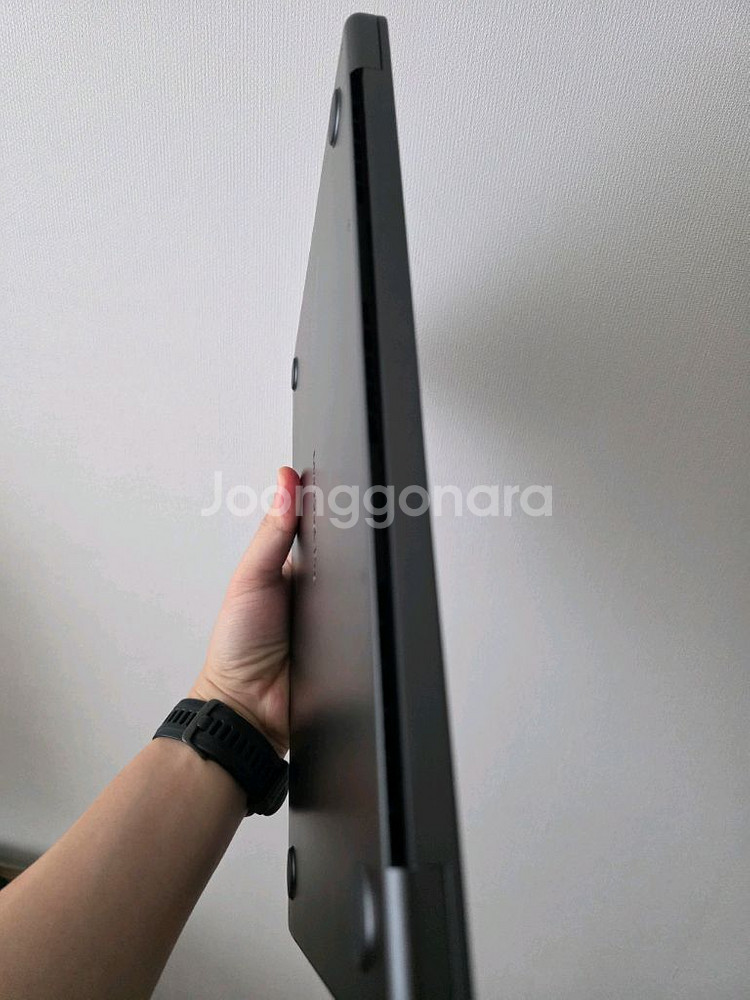 맥북프로 14 M4 기본형 블랙--3