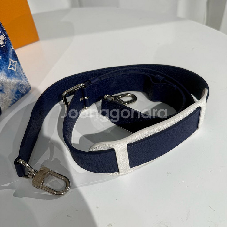 [새상품급]루이비통 반다나 시티키폴--6