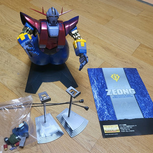 가조립 MG 1/100 지옹 Zeong