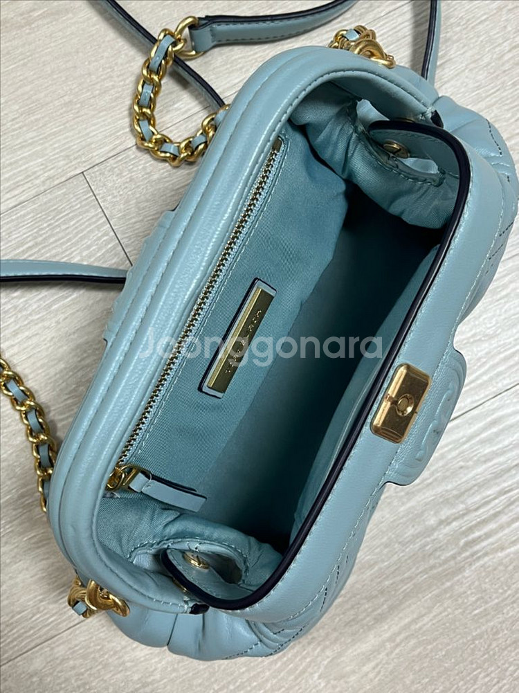 토리버치 플레밍 퀼팅 크로스바디백 미착용 (정가 72만--2