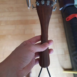 첼로부품