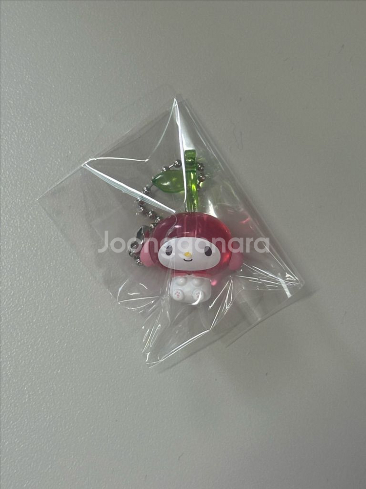 산리오 체리 스윙 사쿠란보 키링 가챠 (마이멜로디)--1