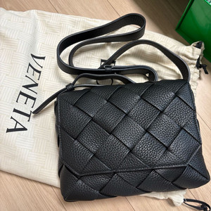 보테가 베네타 디아고 크로스바디백 블랙