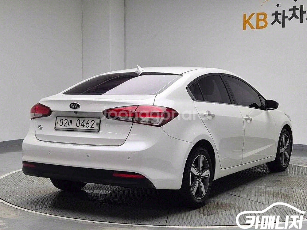 [기아]더뉴 K3 1.6 GDI 프레스티지 (5인승)--2