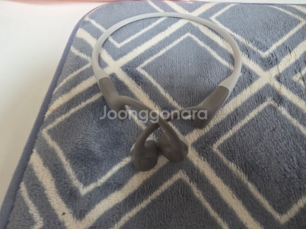 고장난 샥즈 s803 팝니다. (오른쪽 고장)--2