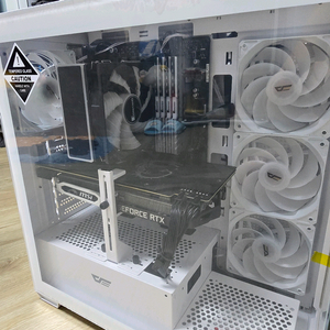 RTX 2070 화이트 PC 팝니다.